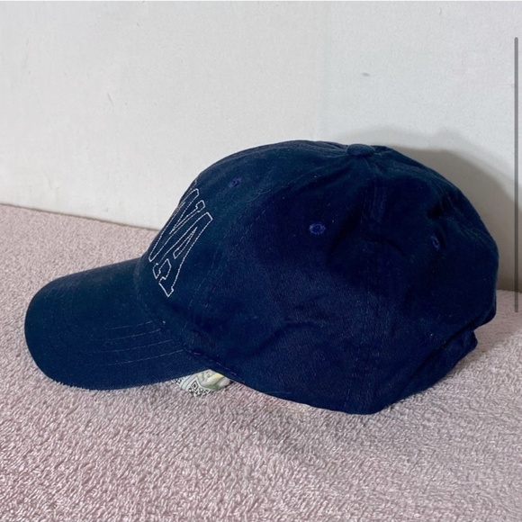 5/$25 Navy Blue Wawa Canada Hat - Picture 3 of 11